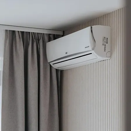 - Cozy With Parking Appartement