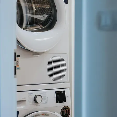 Appartement - Cozy With Parking *