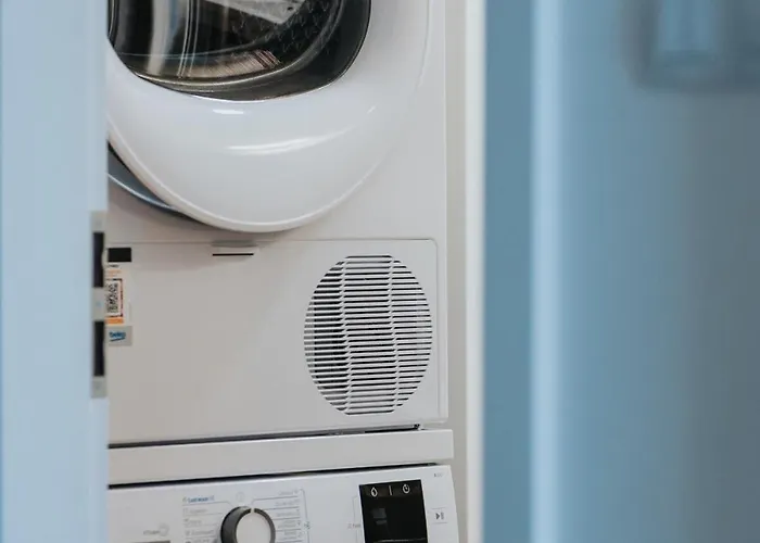 شقة - Cozy With Parking *