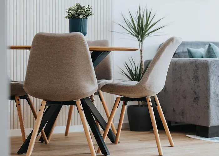 - Cozy With Parking Appartement