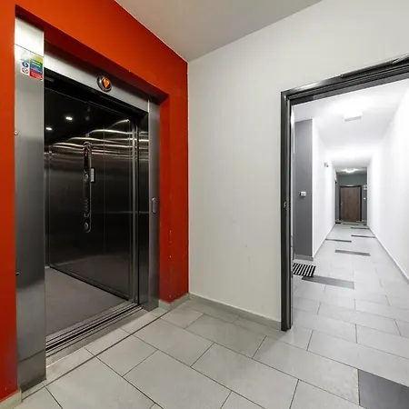 Apartmán - Cozy With Parking *
